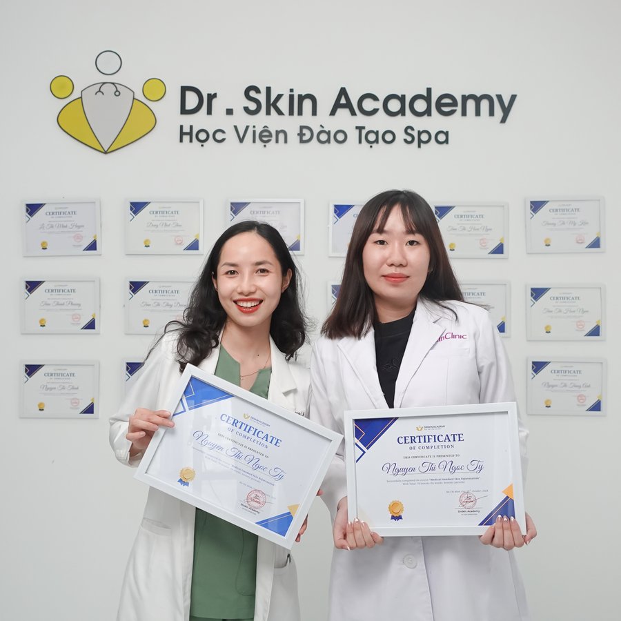 Học viên Nguyễn Thị Ngọc Ty tốt nghiệp DrSkin Academy