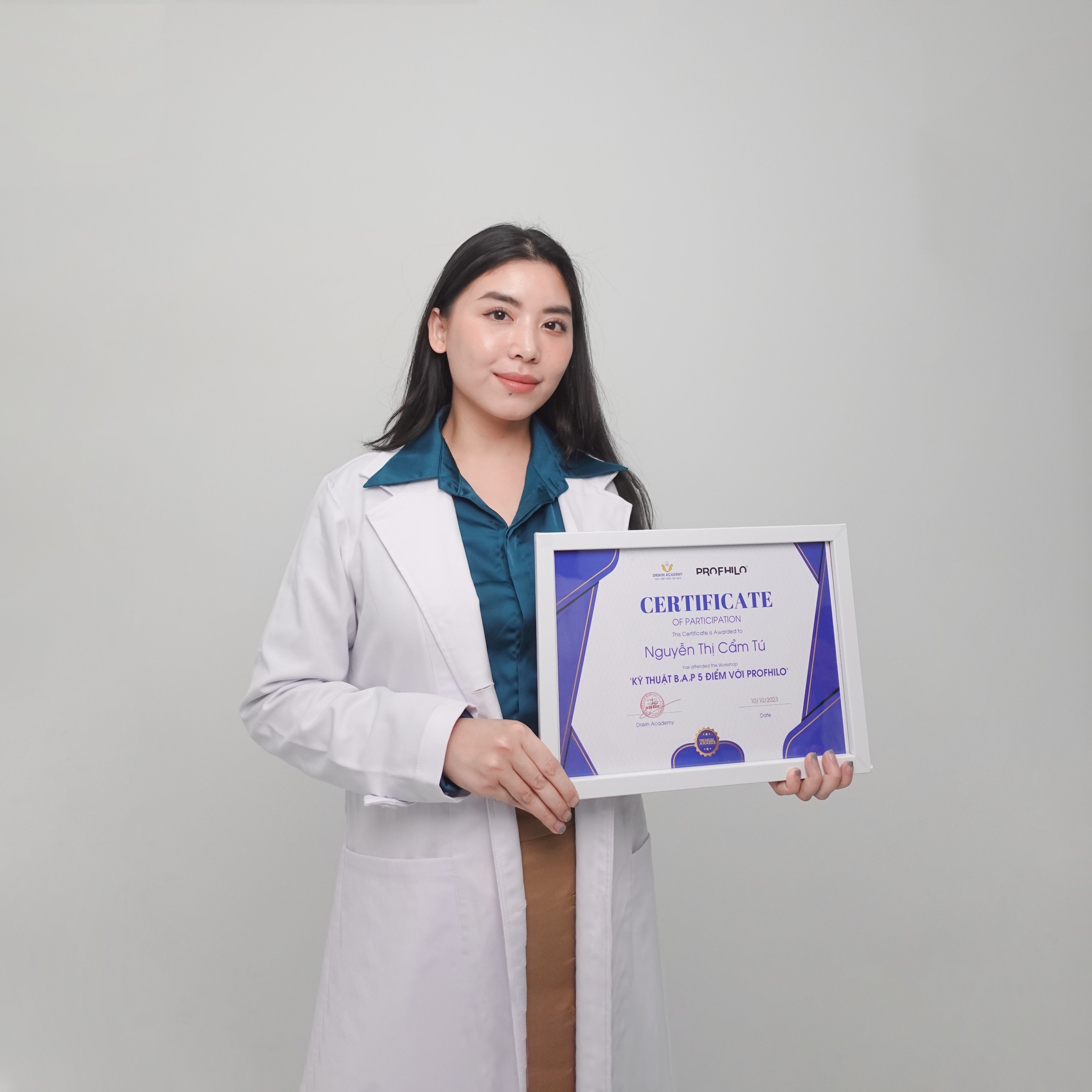 Cẩm Tú