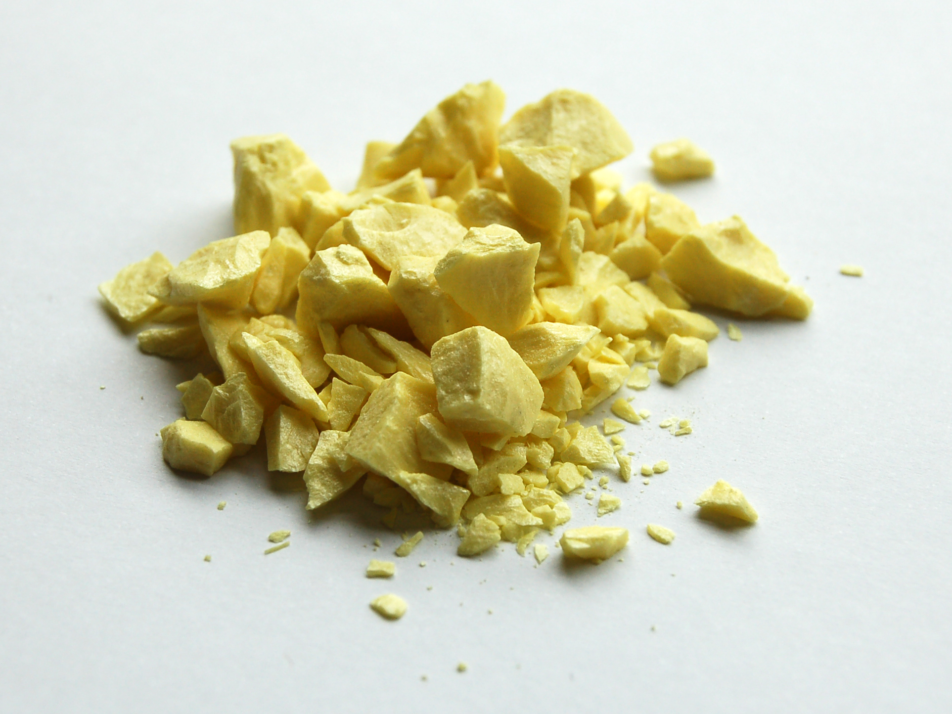 Hoạt chất Sulfur trong tự nhiên có màu vàng